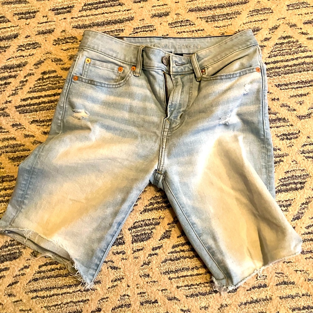 Light wash Denim shorts American Eagle. Men 29